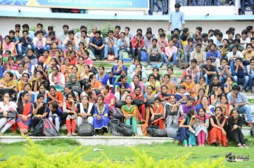 Mahnubhavudu Movie 2nd Song Launch At Vignan College